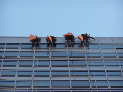 登高證和高空作業(yè)證是一個(gè)證不？有什么區(qū)別？(圖1)